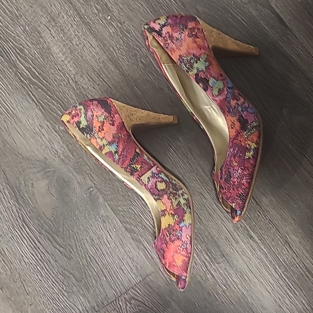 Multicolor Heels - Picture 3 of 4